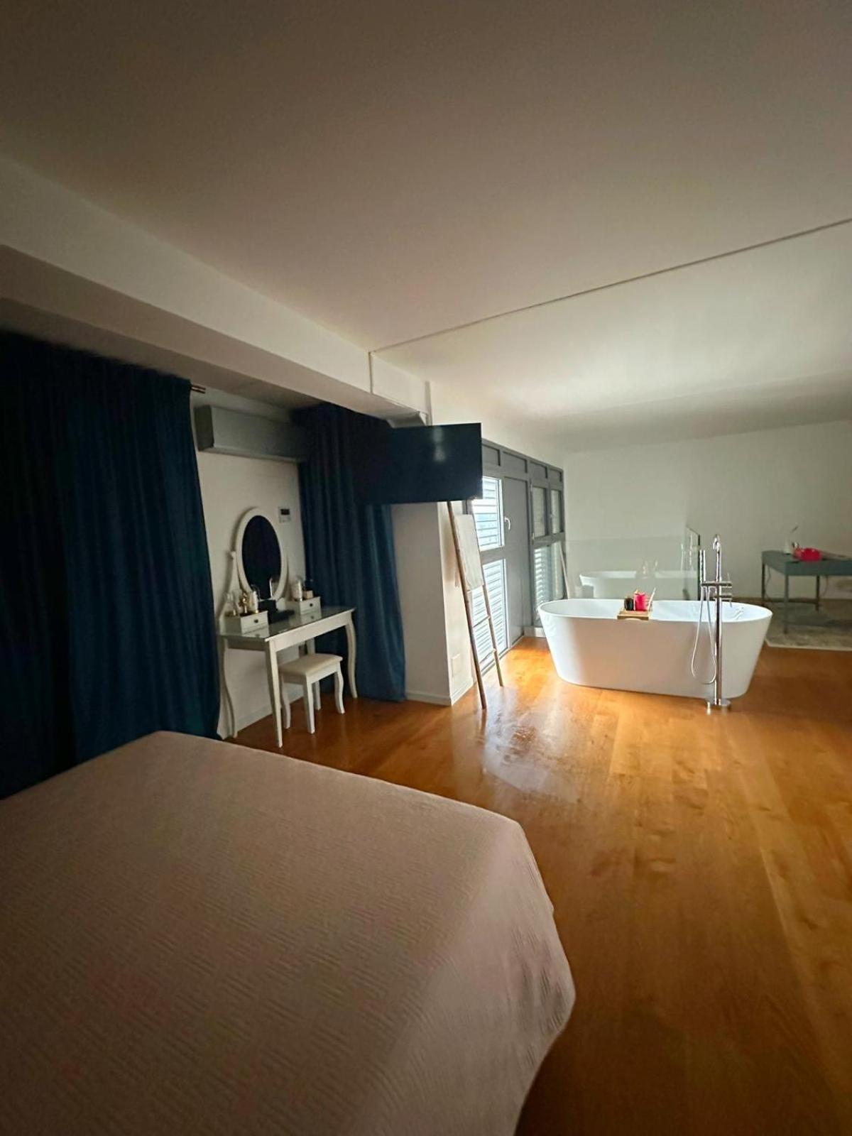Appartement Slim's Loft Linate Airport Milan